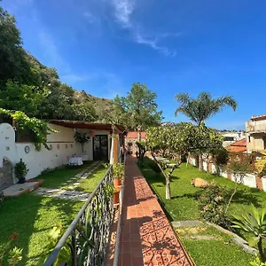 Vittoria , Giardini Naxos Italia